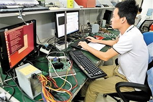 专用计算机精兵强将，闪耀亮相宝博会